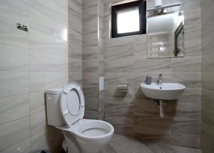 Pensjonat бялата къща 2 3*