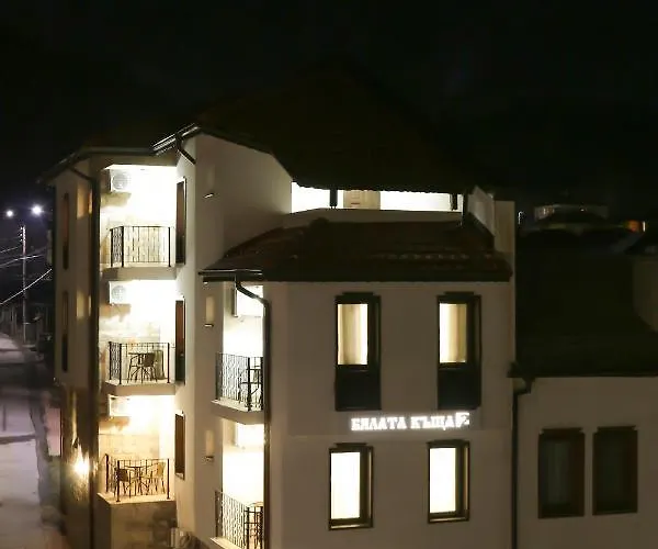 бялата къща 2 Pensjonat Złatograd