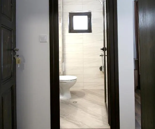 бялата къща 2 3* Złatograd